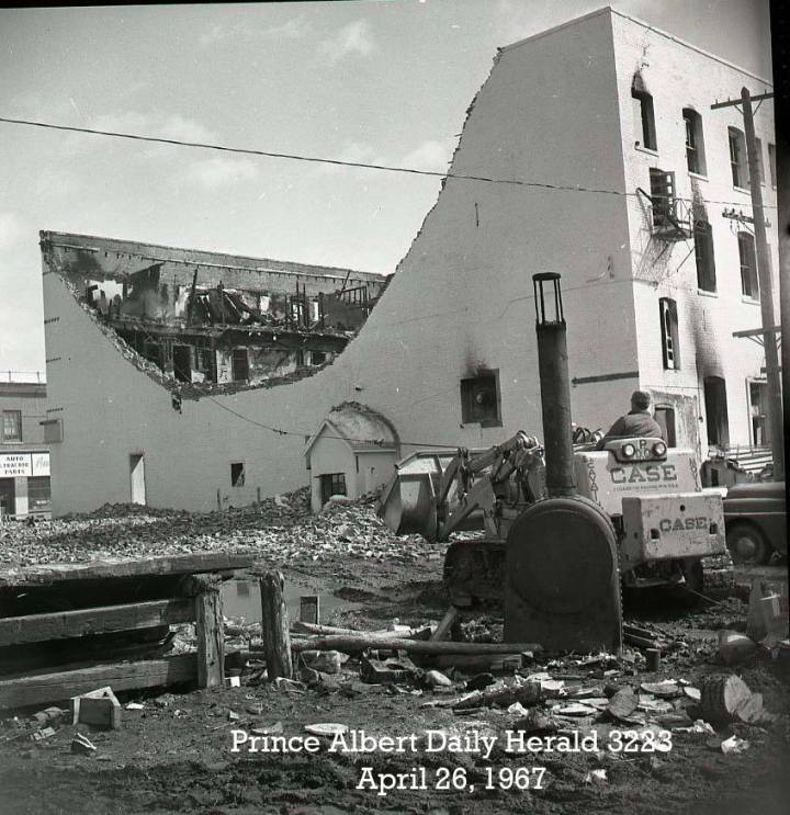 astro hotel fire_26april1967_padh